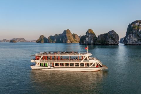 Du thuyền Lavoya Boutique Day Cruise 