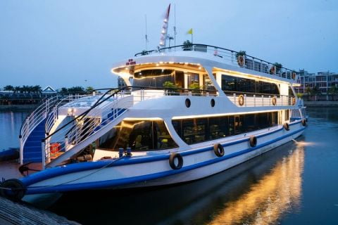 Tour Vịnh Hạ Long du thuyền La Casta Daily Cruise