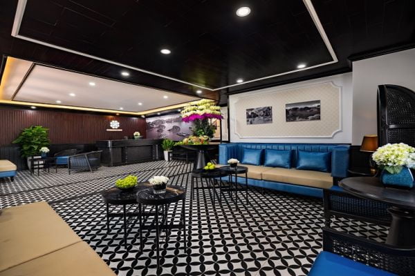 Du thuyền Lacasta Cruise Lan Hạ 2 ngày 1 đêm