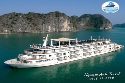 Du thuyền Ambassador Signature vịnh Lan Hạ