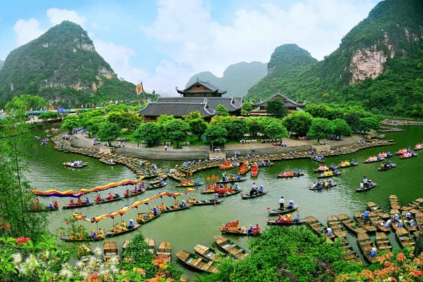 Du lịch  Hà Nội - Ninh Bình – Bái Đính Tràng An 1 ngày